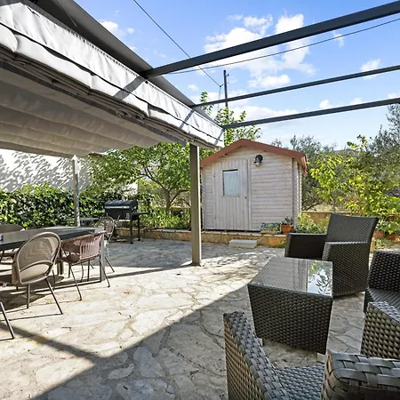 Regina Brodarica (Sibenik-Knin)